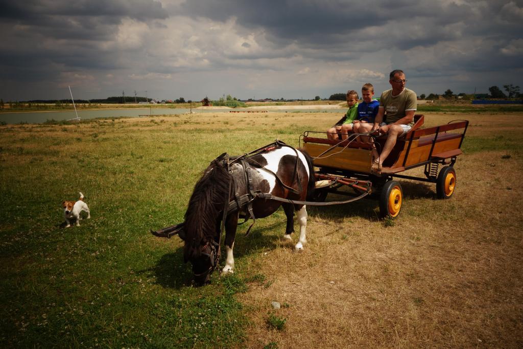 Agroturystyka Zabi Raj Pokrzywnica Экстерьер фото